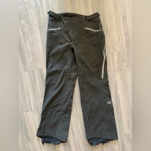 Arc'teryx Women’s Black Ski Pants M